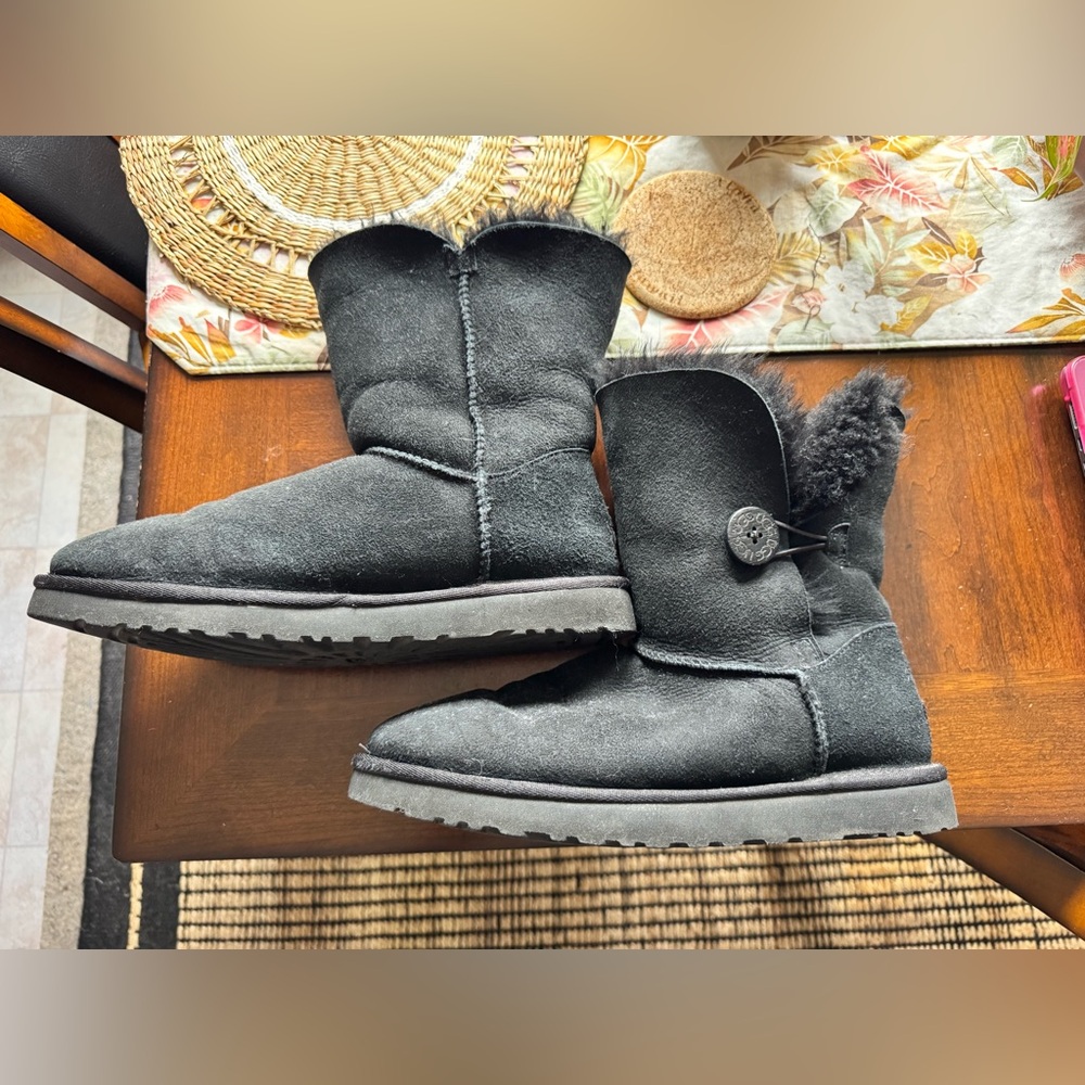 Ugg Bailey Button Ii Women’s - image 3